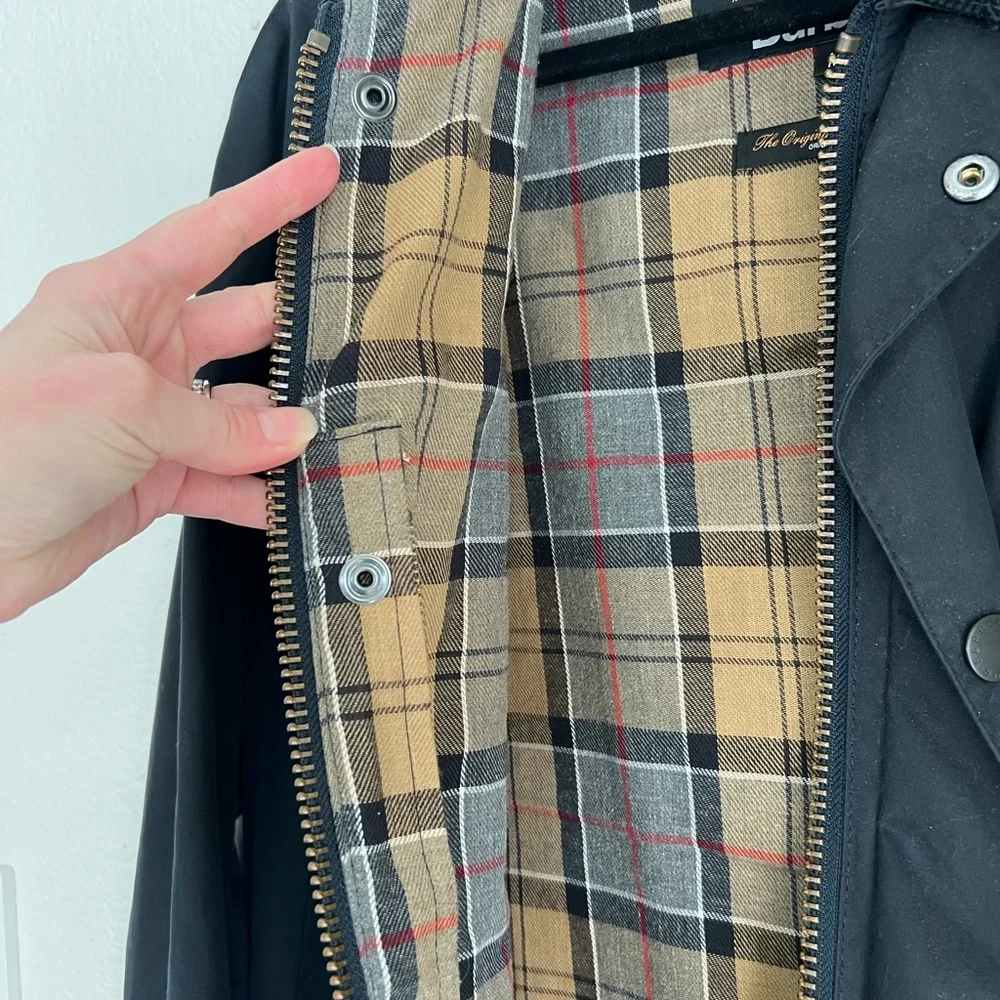 Barbour Men’s Ashby Wax Jacket - Picture 5 of 6